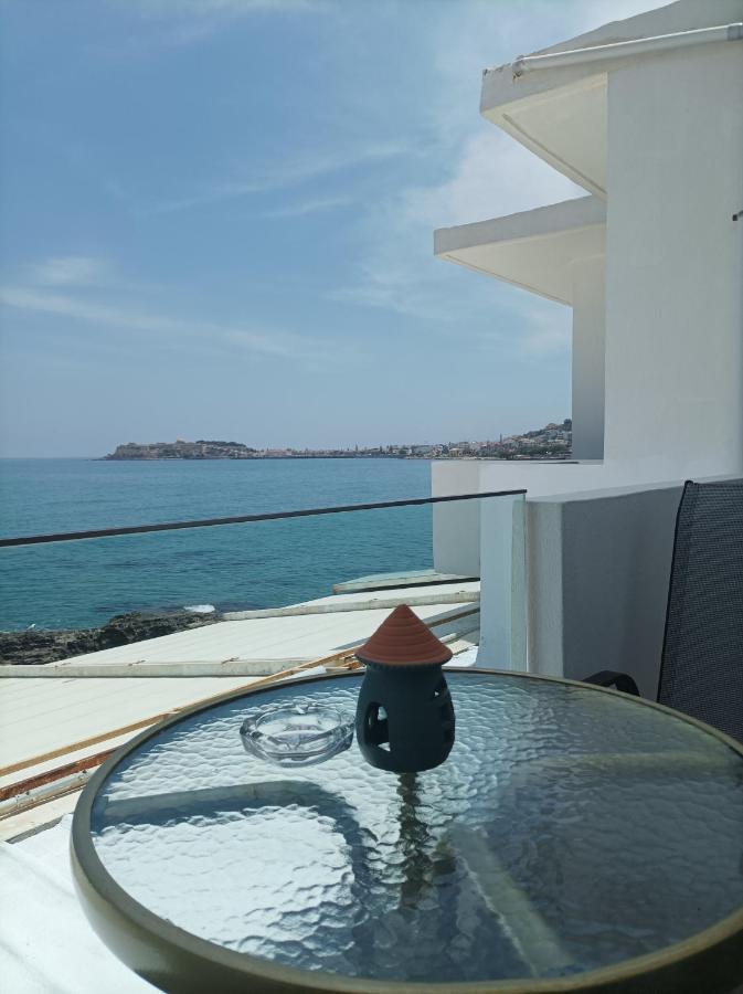 Beachfront Apartment Rethymno  ภายนอก รูปภาพ
