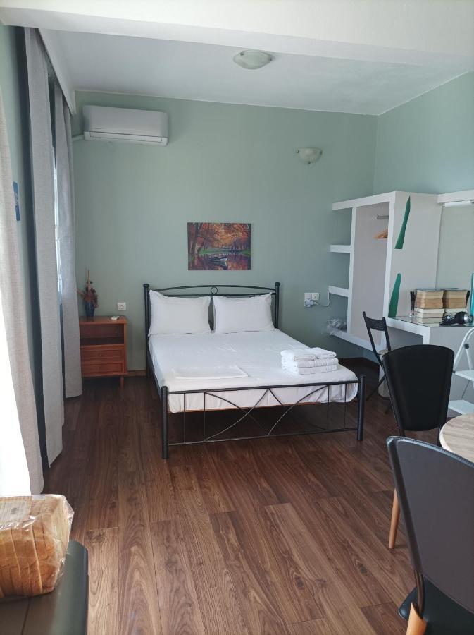 Beachfront Apartment Rethymno  ภายนอก รูปภาพ
